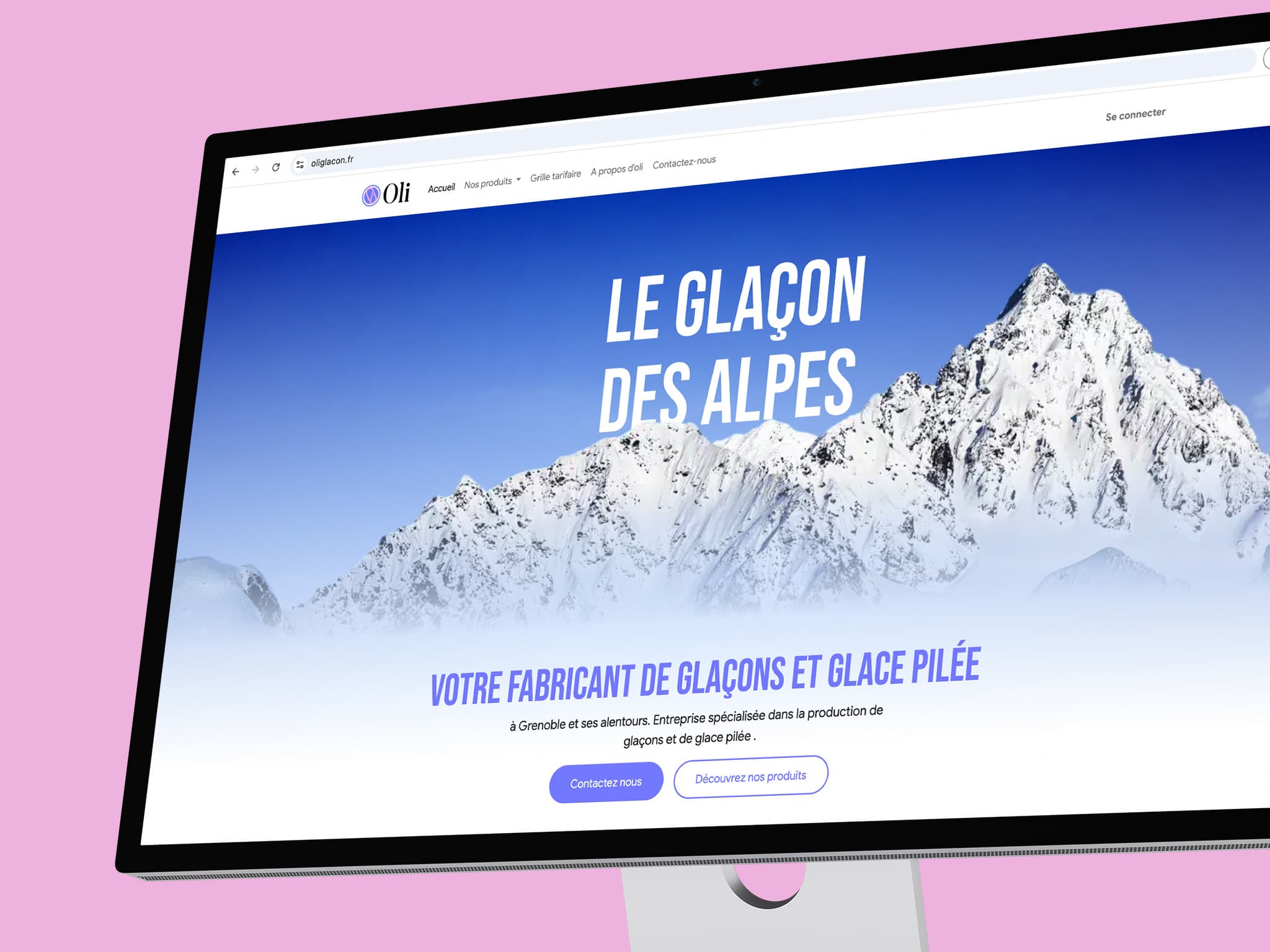 Page d'accueil du site Oli Glaçon avec un paysage des Alpes